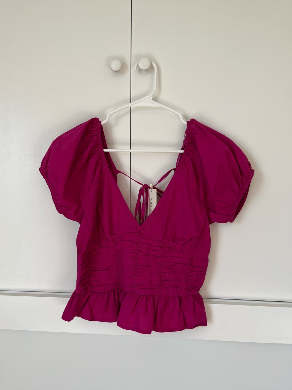 Magenta V-Neck Peplum Blouse with Puff Sleeves